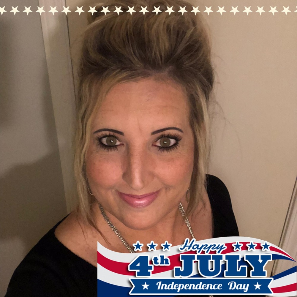 Meet your Posher, Alicia